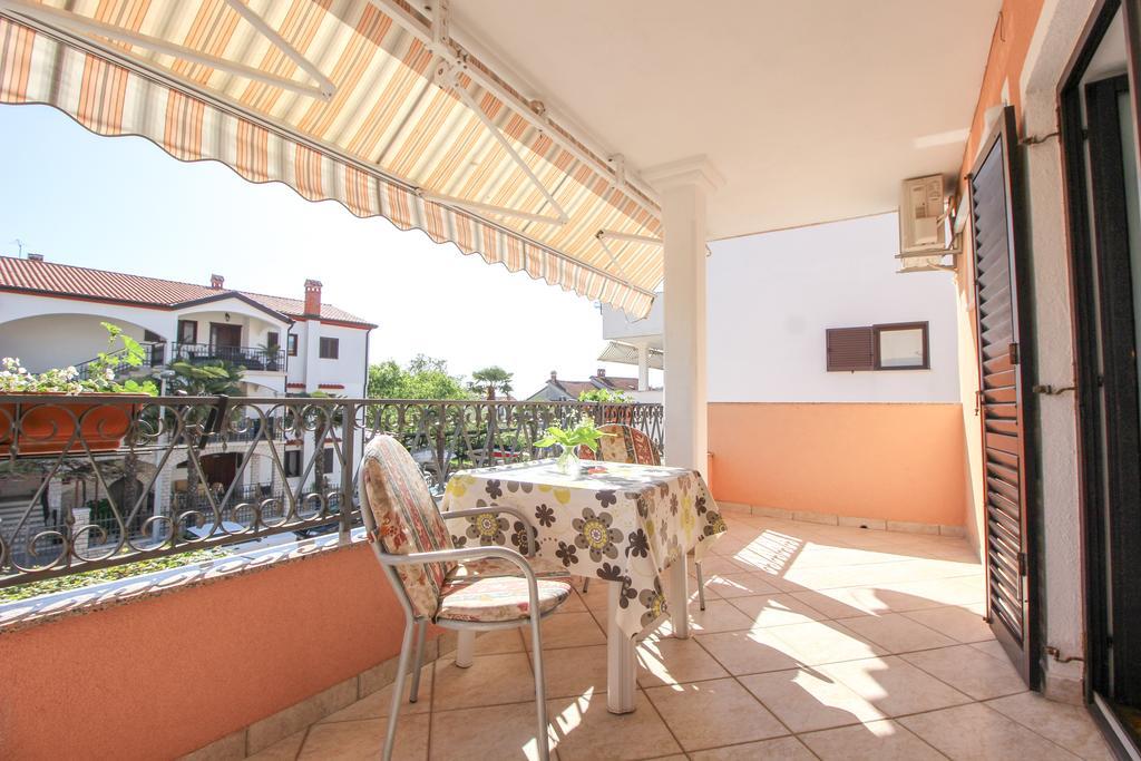 Sonja Apartment